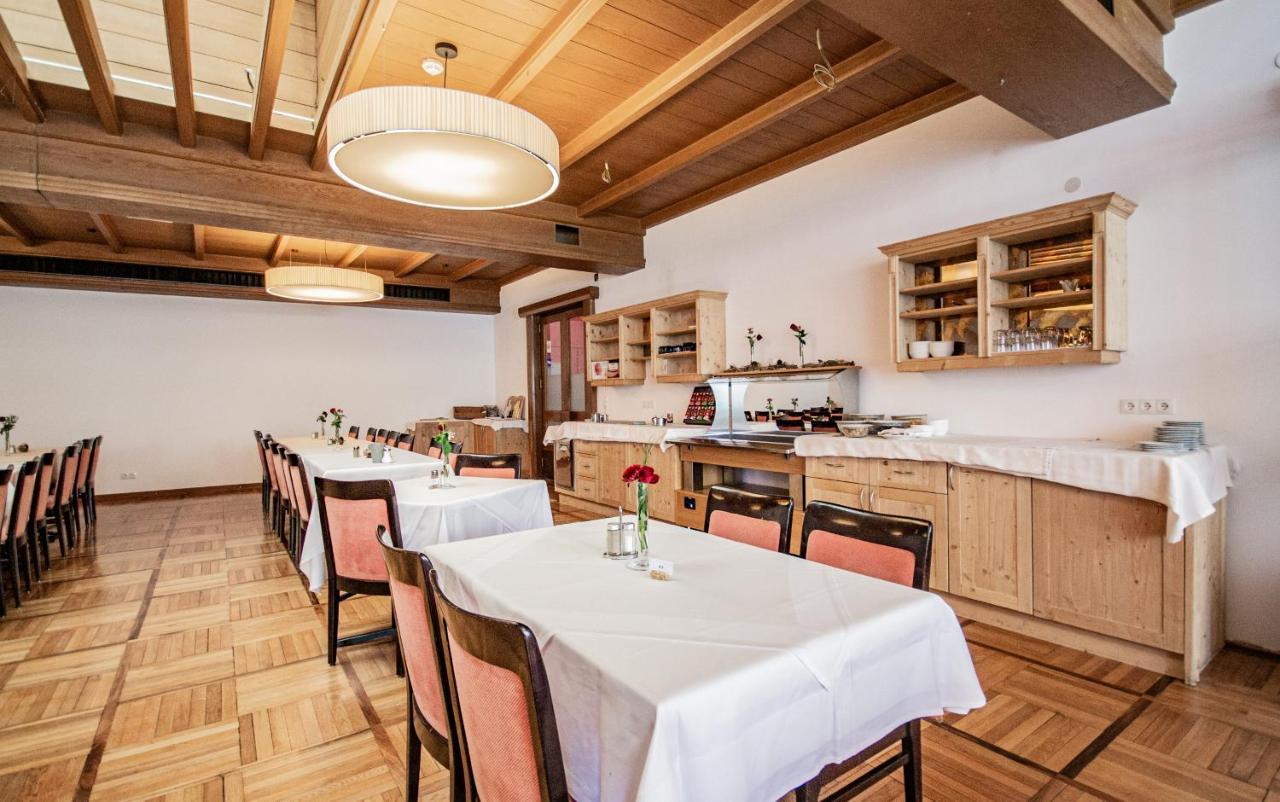 Wilder Mann Hotel